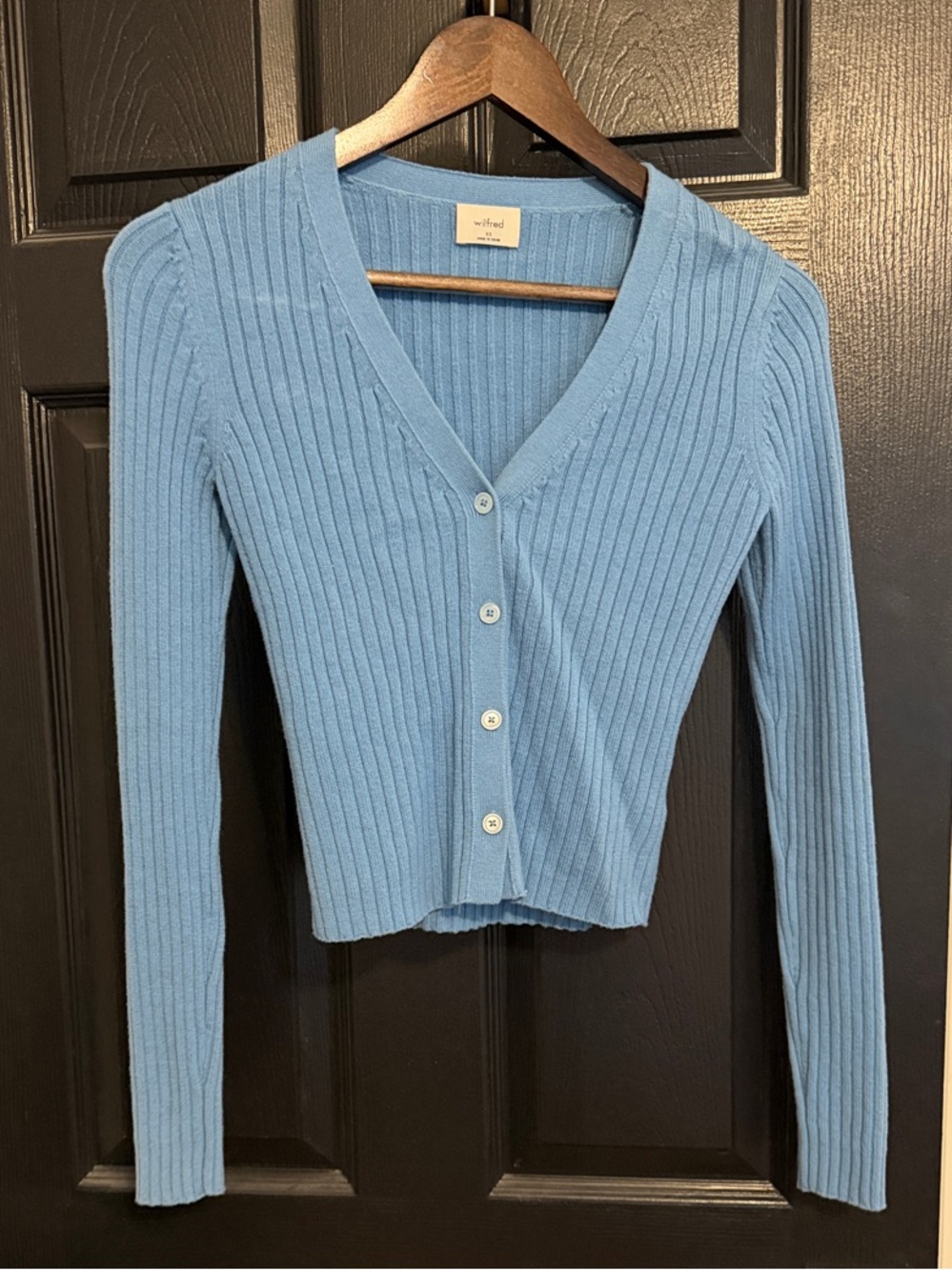 Wilfred Cropped Ribbed V-Neck Cardigan - Light Blue